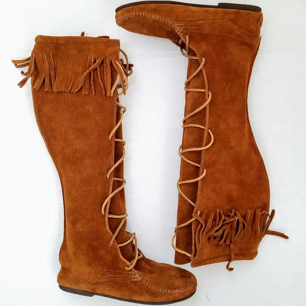 Minnetonka Front Lace Knee High Fringe Tan Brown Suede Moccasins Boots